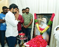 Chandrababu Family Pay Homage to Taraka Ratna